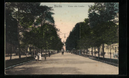 AK Berlin, Unter Den Linden, Promenadenpartie  - Mitte