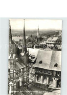 72413281 Wernigerode Harz Altstadt Fachwerkhaeuser Rathaus Mit Blick Zum Brocken - Wernigerode