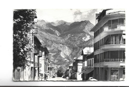 CPA PHOTO DPT 73ST JEAN DE MAURIENNE , LA RUE DE LA LIBERATION  ET HERMILLION - Saint Jean De Maurienne