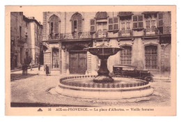 AIX EN PROVENCE La Place D'Albertas - Vieille Fontaine (carte Animée) - Aix En Provence