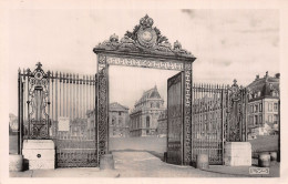 78-VERSAILLES GRILLE D HONNEUR-N°5181-E/0033 - Versailles (Kasteel)