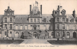 77-FONTAINEBLEAU LE PALAIS-N°5183-F/0373 - Fontainebleau