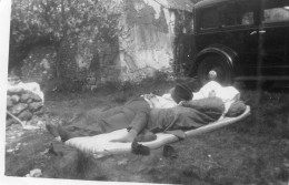 Photographie Vintage Photo Snapshot Epieds Eure Sieste Repos Dormir - Other & Unclassified
