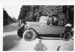 Photographie Vintage Photo Snapshot Automobile Voiture Car Auto Cabriolet Ombre - Automobile