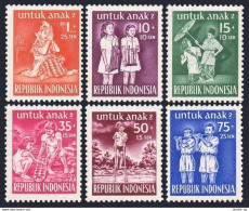 Indonesia B77-B82, MNH. Mi 128-133. Child Welfare 1954. Youth Musicians, Dancers - Indonésie