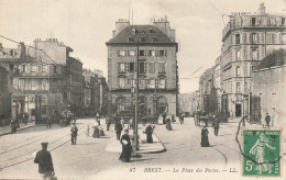 BREST : LA PLACE DES PORTES - Brest