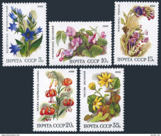 Russia 5687-5691, MNH. Michel 5847-5851. Flowers Populating Forests, 1988. - Ongebruikt