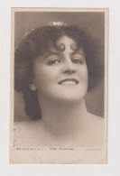 ENGLAND - Marie Studholme  Unused Vintage Postcard - Beroemde Vrouwen