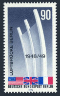 Germany-Berlin 9N346, MNH. Mi 466. Allied Airlift Into Berlin. Memorial. 1974. - Nuevos