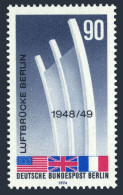 Germany-Berlin 9N346 Block/4,MNH.Mi 466.Allied Airlift Into Berlin.Memorial.1974 - Unused Stamps