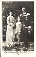 CPA Prince Alfons Und Princesse Sophie Von  Mit Sohn Joseph Clemens - Royal Families