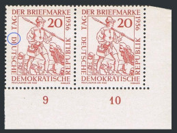 Germany-GDR 309 Pair-error, MNH. Michel 544-III. Stamp Day, 1956. Post Runner. - Ungebraucht