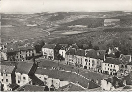 X113082 LOZERE CHATEAUNEUF DE RANDON EN AVION AU DESSUS DE... PLACE DUGUESCLIN - Chateauneuf De Randon