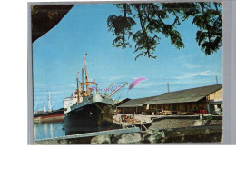 LA REUNION - Le Port De La Pointe Du Galets Navire à Quai Bateau Boat 3 Mats - Autres & Non Classés