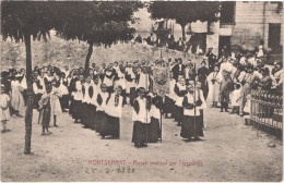 ES MONTSERRAT - Rosari Matinal Per L'escolania - Procession - Animée - Belle` - Barcelona