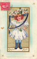 EASTER JOYS FILLETTE CHAPEAU PLEIN DE MARGUERITES CARTE GAUFFREE - 1900-1949