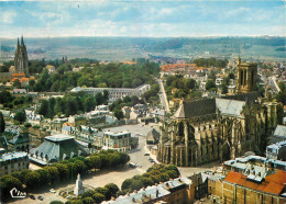  02 - SOISSONS - VUE AERIENNE - Soissons