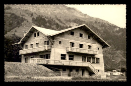 74 - TANINGES - UNE VILLA - CARTE PHOTO ORIGINALE - Taninges