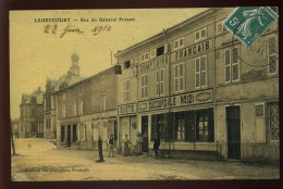 55 - LAHEYCOURT - RUE DU GENERAL PORSON - COMPTOIR FRANCAIS SUCCURSALE N°121 - CARTE ANCIENNE TOILEE ET COLORISEE - Otros & Sin Clasificación