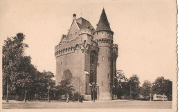 Porte De Hal - Monumenti, Edifici