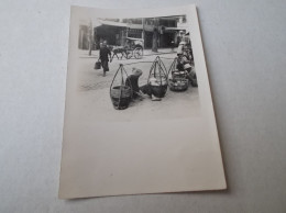 Lot De 6 Photos Souvenir D'extrême Orient  à Localiser (saigon?) Boucherie Marchand De Soques ... - Asien