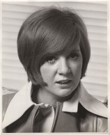 Cilla Black Models In 1970s Leather Jacket Vintage 10x8 Photo - Photographs