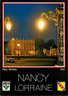 54 - Nancy - La Place Stanislas - Vue De Nuit - Lampadaires - Automobiles - Carte Neuve - CPM - Voir Scans Recto-Verso - Nancy