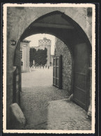 AK Florennes, Porche D`entrée Du Chateau  - Florennes