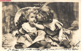 CHILDREN, FLOWERS IN BASKET, BROTHER, SISTER, PORTRAIT, FRANCE, POSTCARD - Portraits