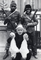 Spike Milligan Culling Seal Hunting Protest 10 Downing Street Press Photo - Artistes