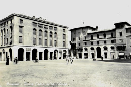 RAVENNA - PIAZZA  CADUTI  DELLA LIBERTA - - Ravenna