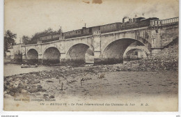 64 - HENDAYE - Le Pont International Des Chemins De Fer ( Passage Train ) - Hendaye