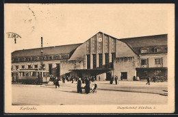 AK Karlsruhe, Hauptbahnhof, Mittelbau 3 Und Strassenbahn  - Tram