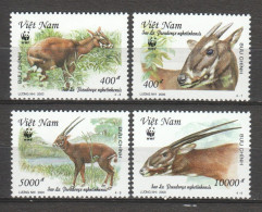 Vietnam 2000 Mi 3063-3066 MNH WWF - ANTILOPES - Neufs