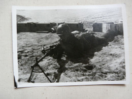 PHOTO ANCIENNE ( 14,5 X 10,5 Cm) - SCENE ANIMEE (Soldats) - ALGERIE - Oorlog, Militair