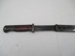 Ww 2  Belle Baionnette 98 K Au Méme Numero N°4670 -S/244.G  - Parfait état - Knives/Swords