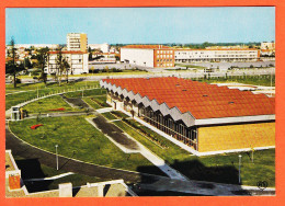 08637 / Peu Commun MONTAUBAN (82) La Piscine Couverte Vue Générale Extérieure 1965s APA-POUX MO-1019 Tarn-et-Garonne - Montauban