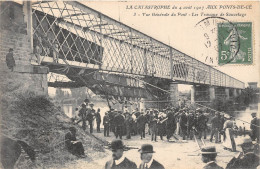 49-PONTS-DE-CE- CATASTROPHE- TRAIN  4 AOÛT 1907 VUE GENERALE DU PONT LES TRAVAUX DE SAUVETAGE - Autres & Non Classés