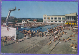 Carte Postale 19. Brive La Piscine Très Beau Plan - Brive La Gaillarde