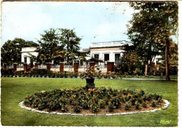 Liévin Le Jardin Public Et La "maison De Tous" (envoyée à La Ferme De L'hermitage à Tournehem En 1965 - Lievin