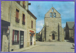 Carte Postale Toilée 19. Sornac Place De L'église  Très Beau Plan - Autres & Non Classés