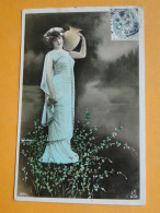 Carte Signée Reutlinger -- La Porteuse D'Eau - Cpa Colorisée Sur Papier Glacé 1906 - Theater