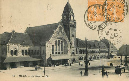 57 - Metz - La Gare - Animée - Automobiles - Oblitération Ronde De 1924 - CPA - Voir Scans Recto-Verso - Metz