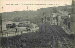 92 - Sèvres - Les Bords De La Seine Et La Ligne Du Chemin De Fer - CPA - Voir Scans Recto-Verso - Sevres