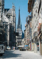 76 - Rouen - Flèche De La Cathédrale Vue De La Rue Martainville - Automobiles - Carte Neuve - CPM - Voir Scans Recto-Ver - Rouen