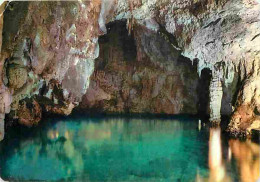 Italie - Amalfi - La Grotte D'Emeraude - CPM - Voir Scans Recto-Verso - Autres & Non Classés