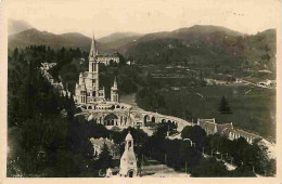 65 - Lourdes - Ville Connue Pour Son Pèlerinage Chrétien - CPA - Voir Scans Recto-Verso - Lourdes