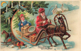 N°25180 - Carte Gaufrée - Fröhliche Weihnachten - Garçon Assis Dans Le Traîneau Du Père Noël - Autres & Non Classés