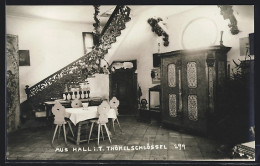 AK Hall I. T., Trömelschlössel, Innenansicht Mit Treppe  - Autres & Non Classés