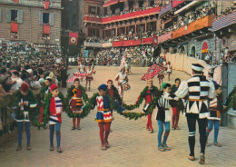 Siena Il Palio Paggetti Con Festoni D'alloro - Siena